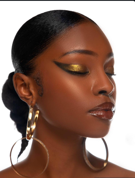 Makeup Artiste